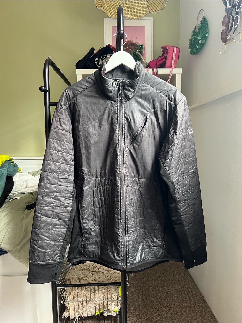 Icebreaker Men's Black Performance Insulated Jacket